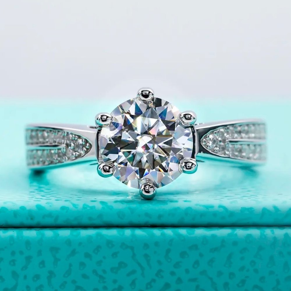 Certified 1ct. t.w. Moissanite Diamond Solitaire Wedding Engagement Ring NEW - Picture 1 of 15